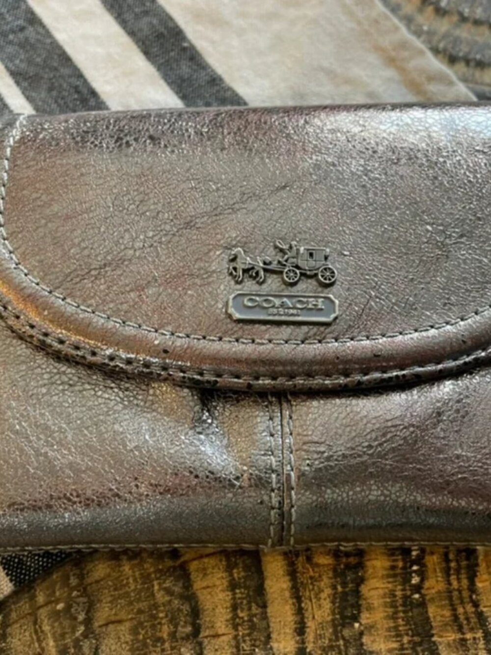 Vintage Coach Leather Metallic Foldover Wallet Preloved